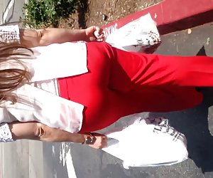 Niza botín mexicano milf en vestido rojo botín en vestido de botín
