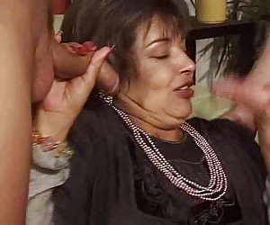 Inglés caliente sexy de la película española de la abuela de la abuela de coño de mierda