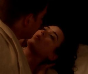 Sexo brezhnev cote de pablo bajo cubre cubre cubre bajo