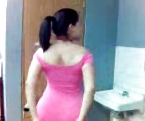 Latina sexy baile desnudo, buen culo y tetas culo a tope de baile