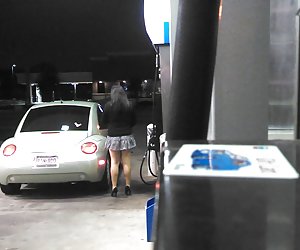 Mi puta intermitente en la estación de gasolina de la gasolinera de mi puta